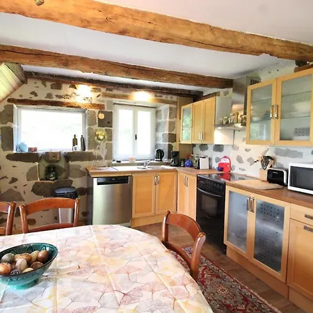 Maison De Charme Au Bord D'un Ruisseau, Calme, Terrasse, Cheminee, Proche Aurillac Et Activites Nature - Fr-1-742-561 Holiday home *