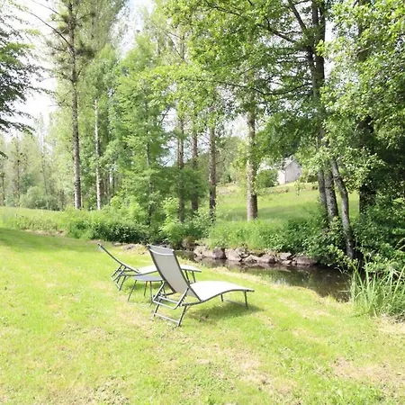 Maison De Charme Au Bord D'un Ruisseau, Calme, Terrasse, Cheminee, Proche Aurillac Et Activites Nature - Fr-1-742-561 Holiday home *