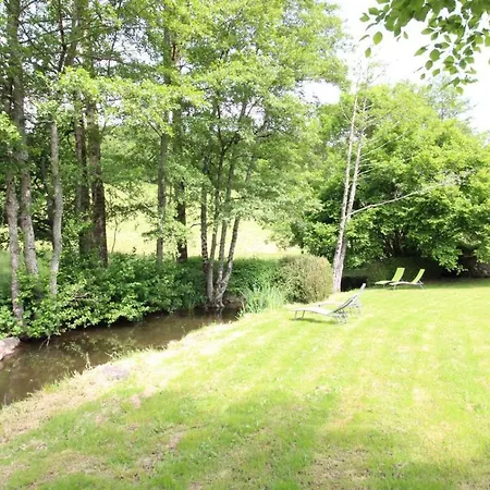 Maison De Charme Au Bord D'un Ruisseau, Calme, Terrasse, Cheminee, Proche Aurillac Et Activites Nature - Fr-1-742-561 *